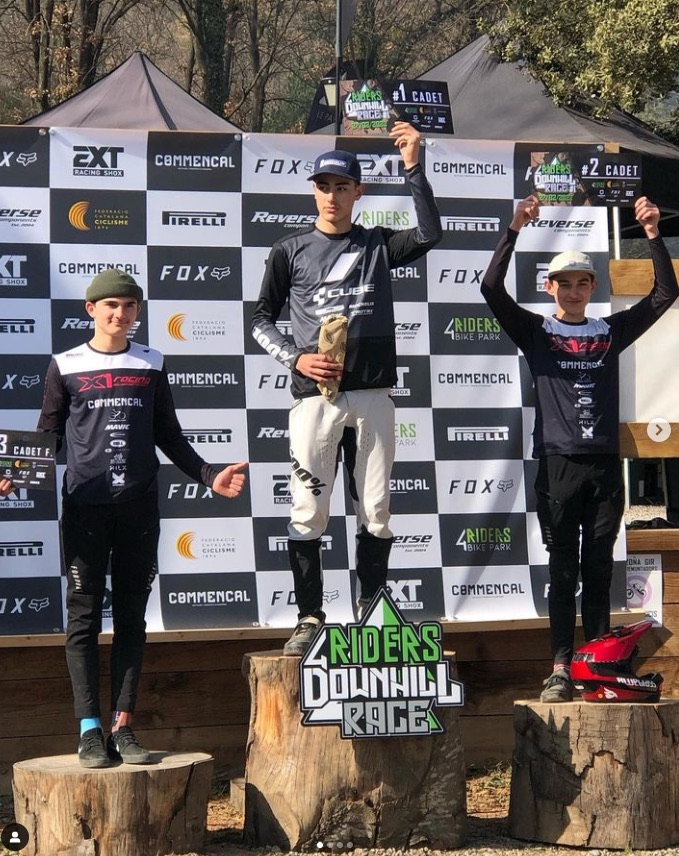 Podium pilotes X Down
